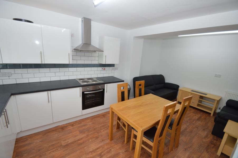 Barnes Hill, B29