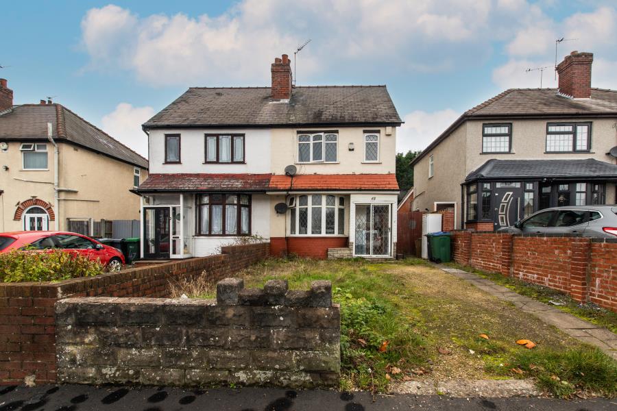 City Road, Oldbury, B69