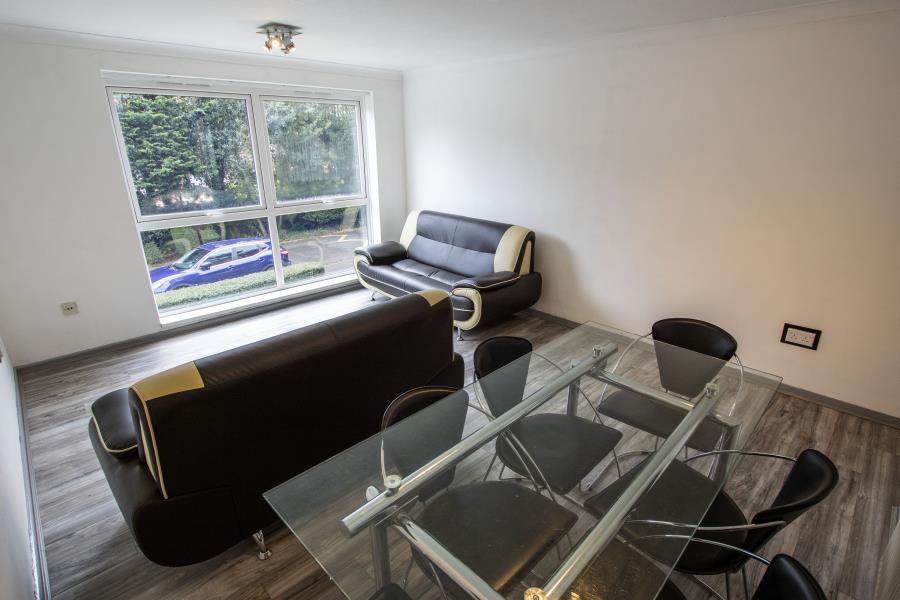 Seymour Close, B29