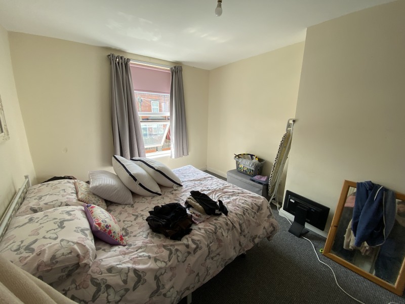 Compton Crescent, Harehills, LS9 photo