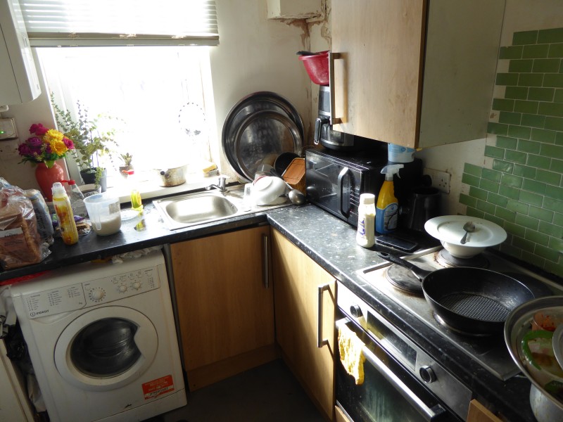 Brompton Grive, Beeston, LS11 photo