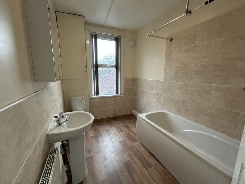 Woodview Mount, Beeston, LS11 photo