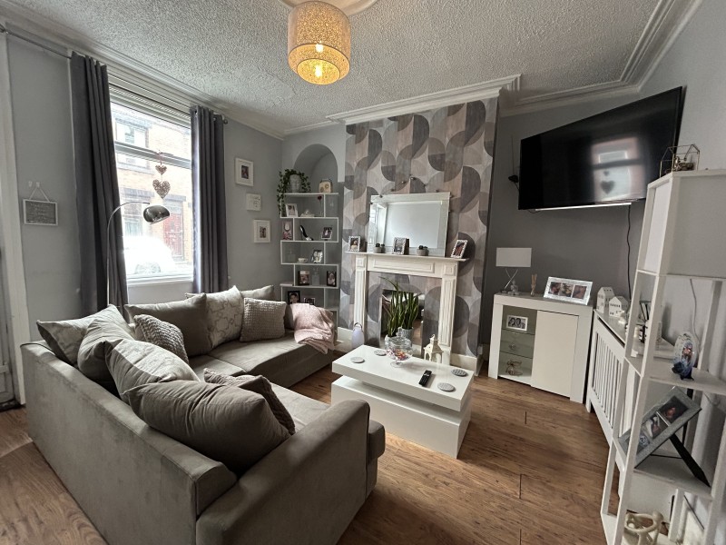 Ivy Crescent, East End Park, LS9 photo