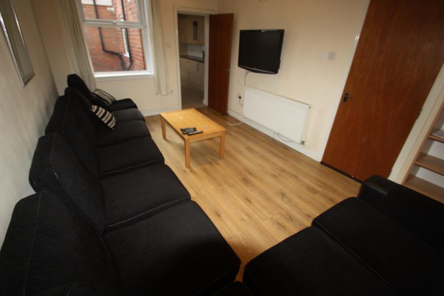 Heeley Road, B29