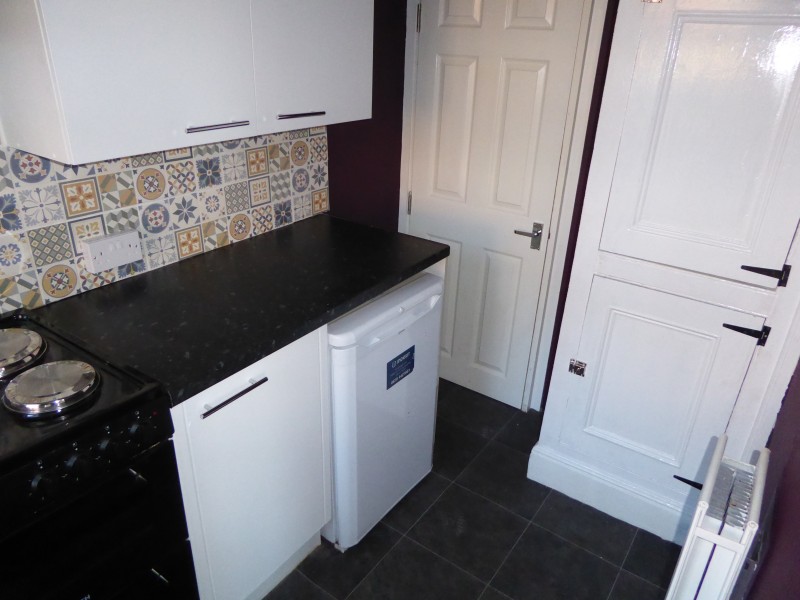 Darfield Place, Harehills, LS8 photo