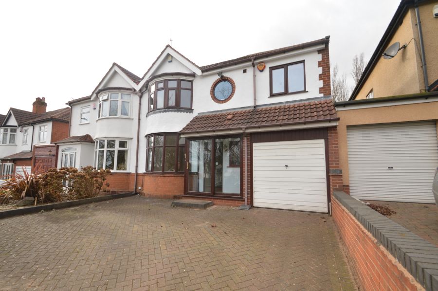 Wolverhampton Road South, B32